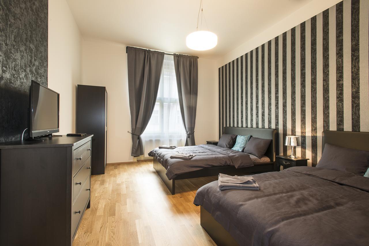 פראג Neklanova Apartments מראה חיצוני תמונה